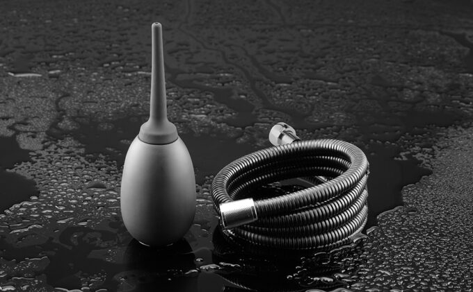 CLEAN Confidence Enema Bulb - Oval-Shape - Versatile All-In-One Ideal for Travel Douche Solution